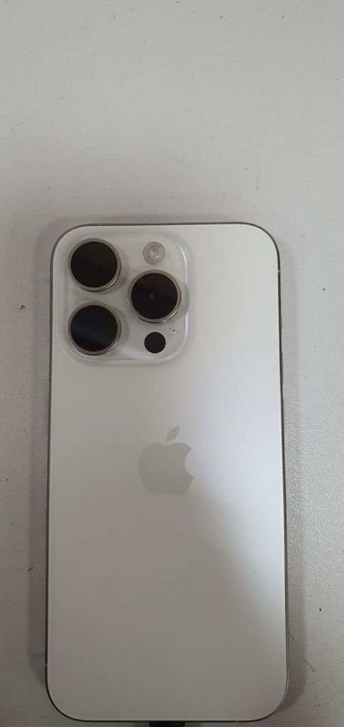 Дешево Apple iphone 15 pro 256gb з ломбарду