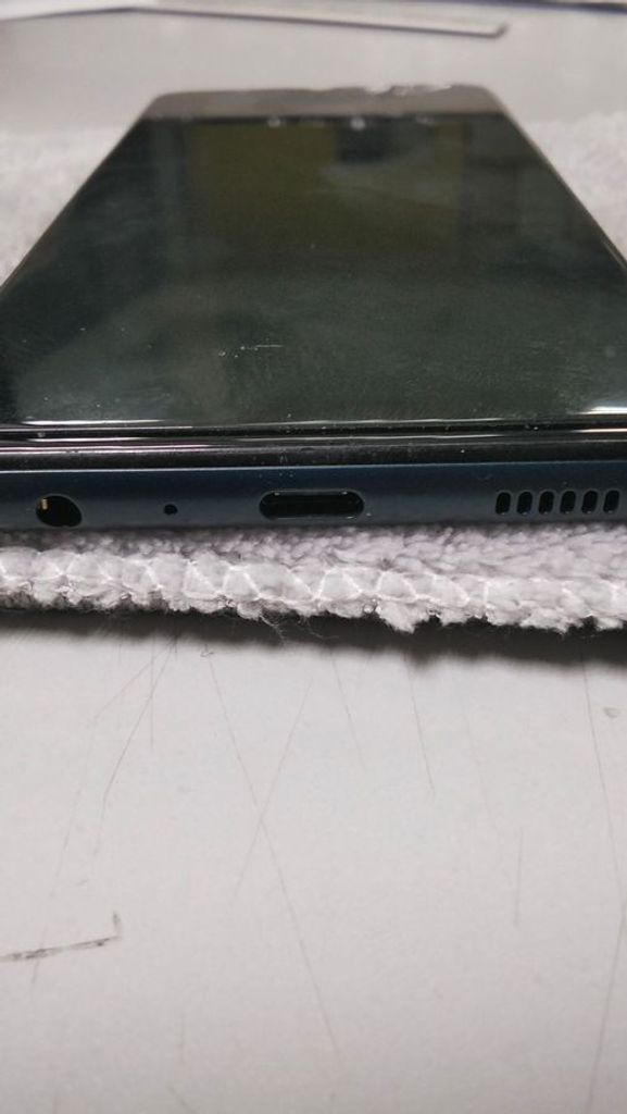 Оголошення Samsung galaxy m13 sm-m135f 4/64gb Б/У