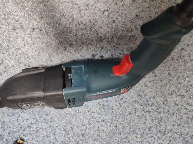 Дешево Bosch gbh 2-26 dfr з ломбарду