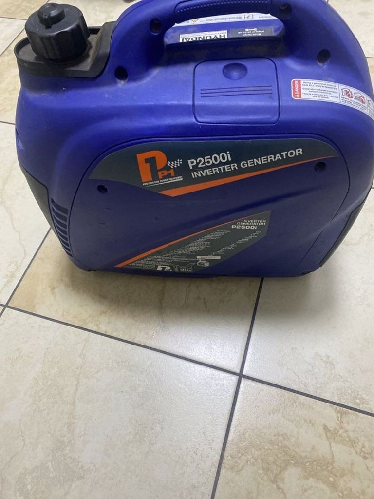 Дешево Hyundai p2500i з ломбарду