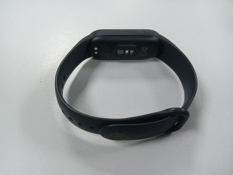 Оголошення Xiaomi mi band 6 Б/У