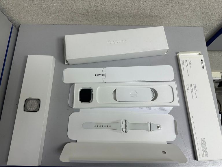 Купить Apple watch series 8 gps 41mm aluminum case Б/У