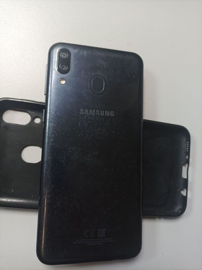 Оголошення Samsung galaxy m20 4/64gb Б/У