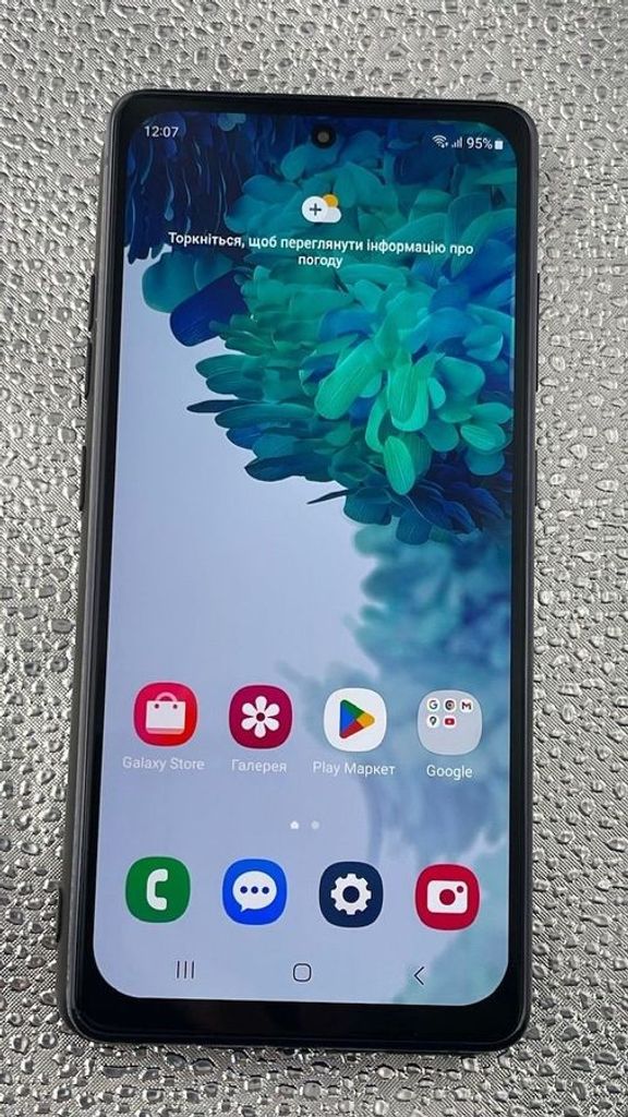 Купить Samsung galaxy s20 fe sm-g780g 8/256gb Б/У