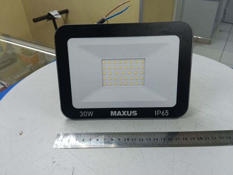 Оголошення Maxus 30w ip65 1-mfl-01-3050 Б/У