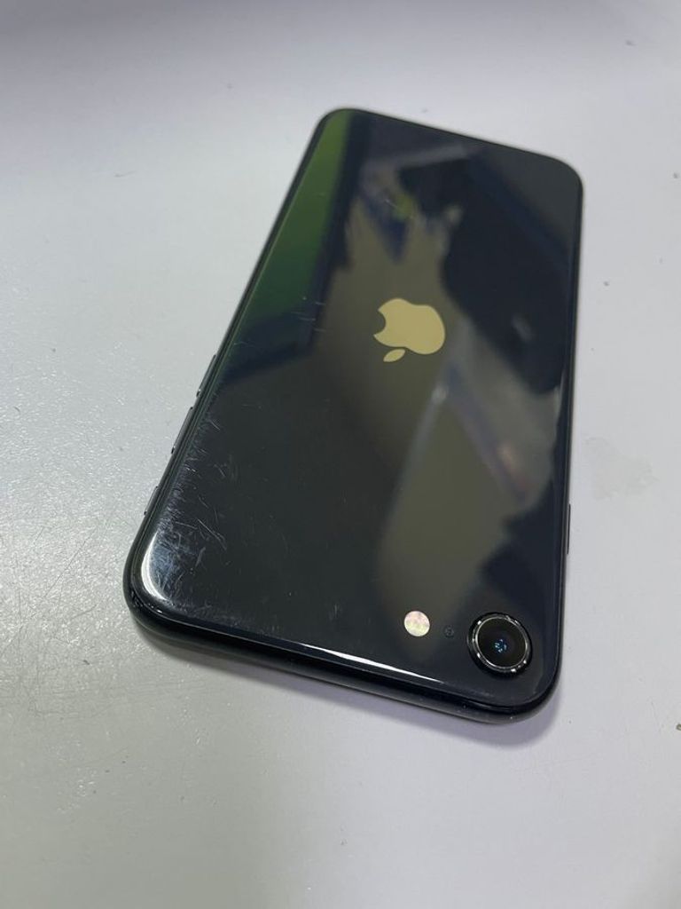 Apple iPhone SE 2020 64GB Black Slim Box (MHGP3) Код:01-200862859. Изображение 5