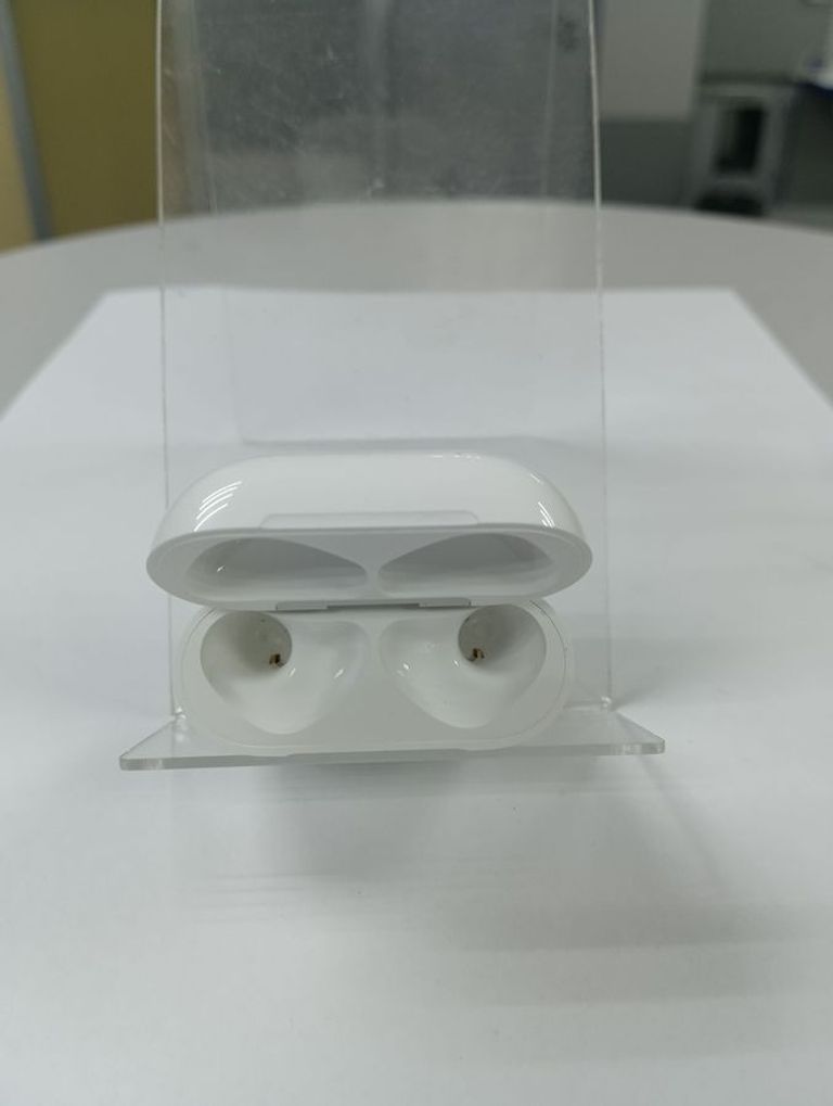 Apple airpods 4 with active noise cancellation Код:01-200868741. Зображення 10