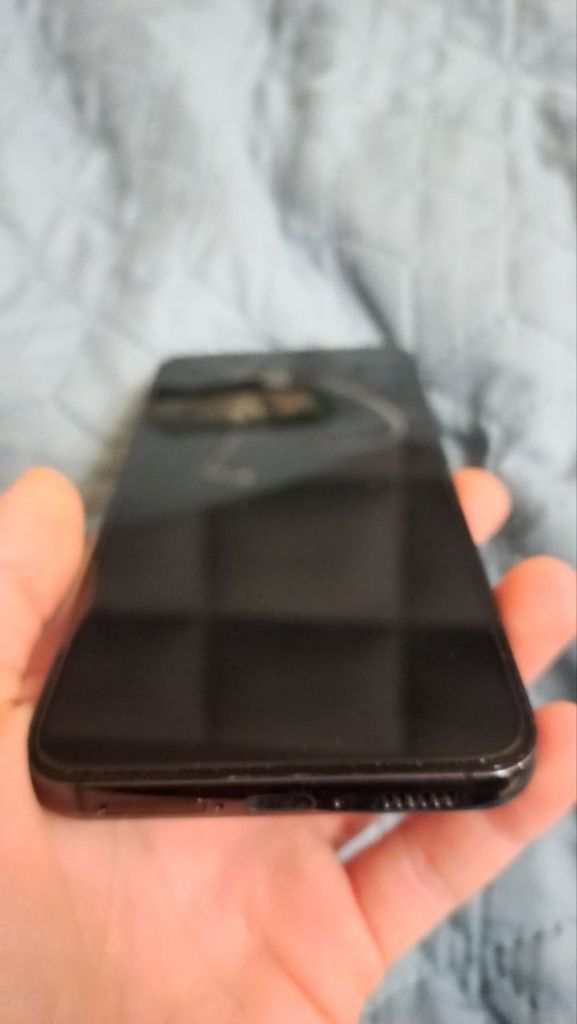 Купити Samsung Galaxy S23 8/256GB Graphite (SM-S911BZAG) Б/У