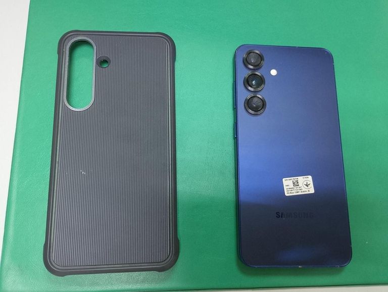 Дешево Samsung galaxy s25 12/512gb з ломбарду