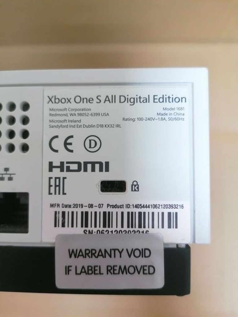 Объявление Microsoft Xbox One S 1TB Б/У