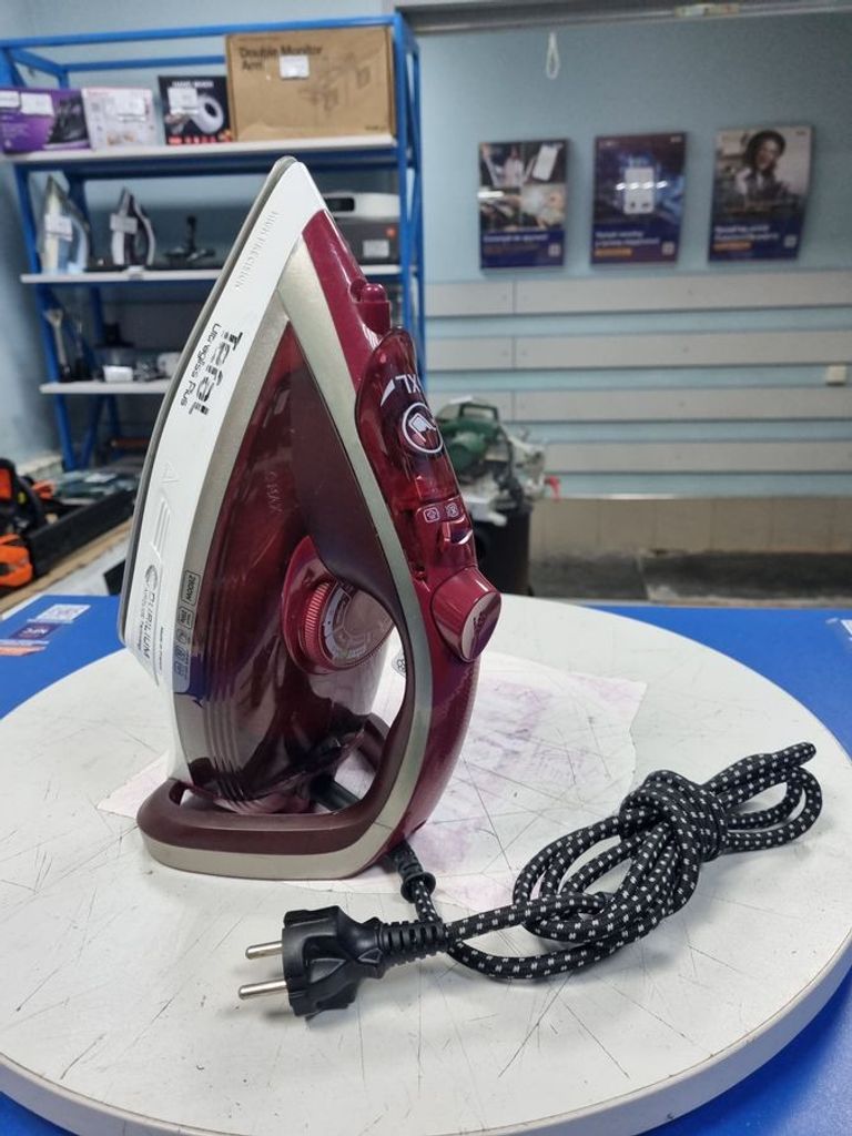 Купити Tefal Ultragliss Plus FV6810 (FV6810E0) Б/У