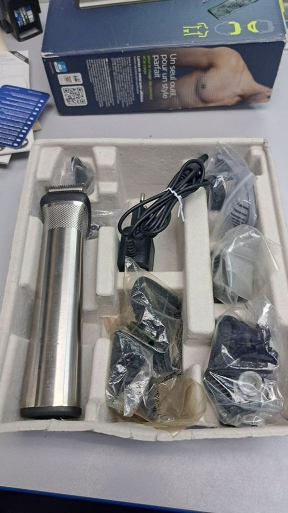 Дешево Philips Multigroom Series 7000 MG7745/15 з ломбарду