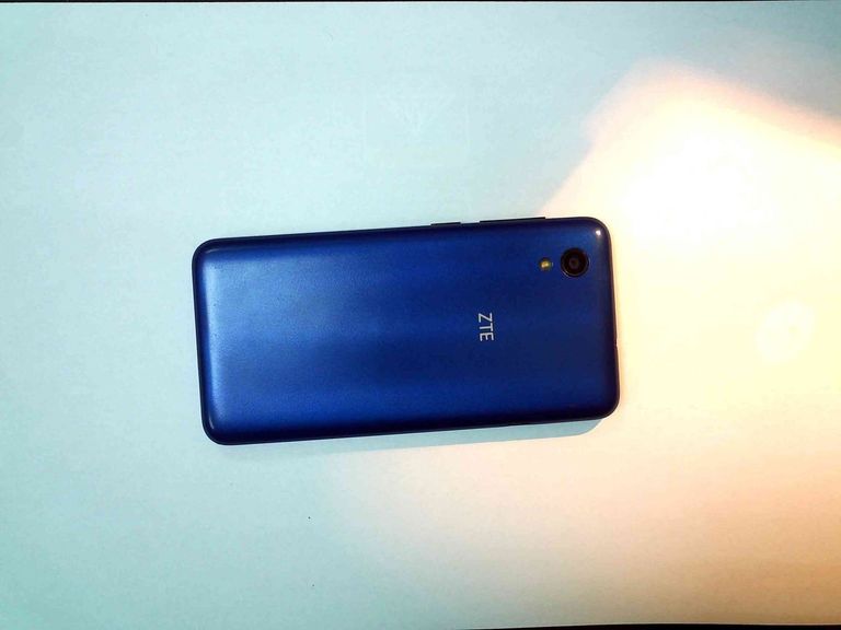 Дешево Zte Blade L8 1/16GB Black з ломбарду