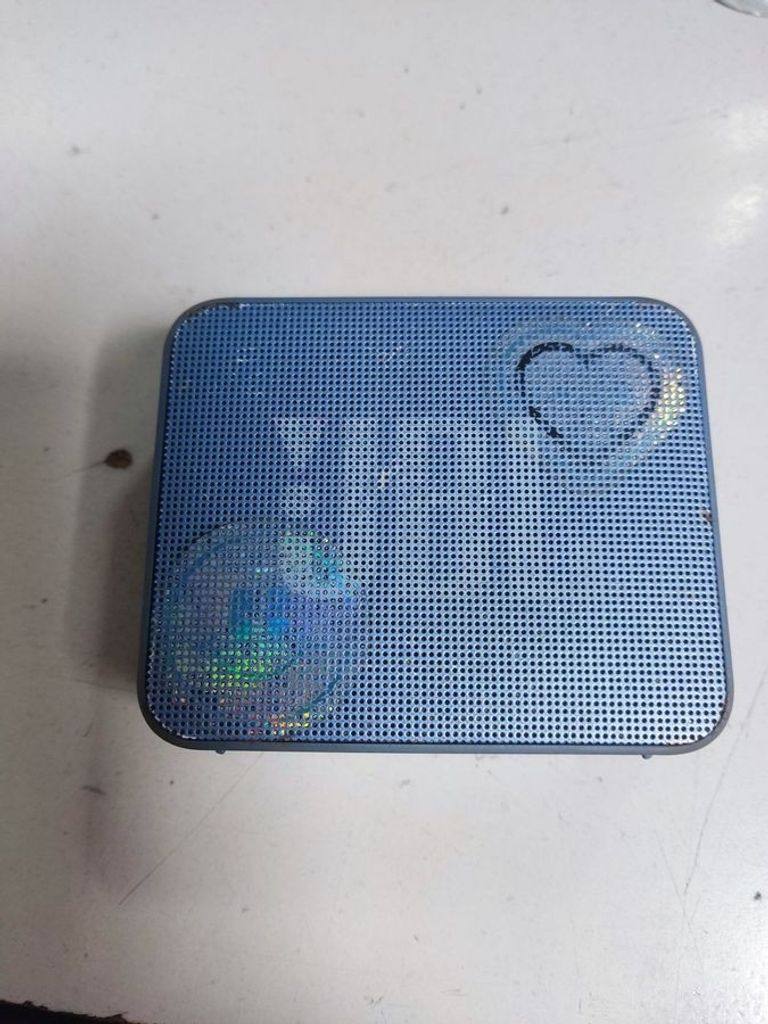 Оголошення Jbl go essential Б/У