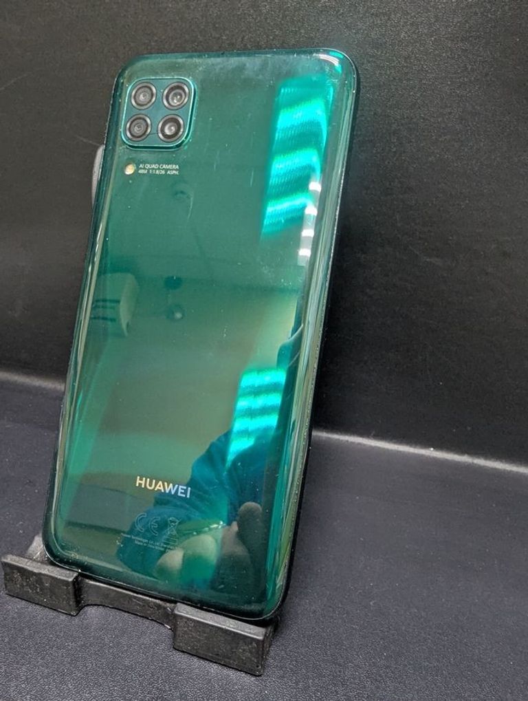 Купити Huawei p40 lite 6/128gb Б/У