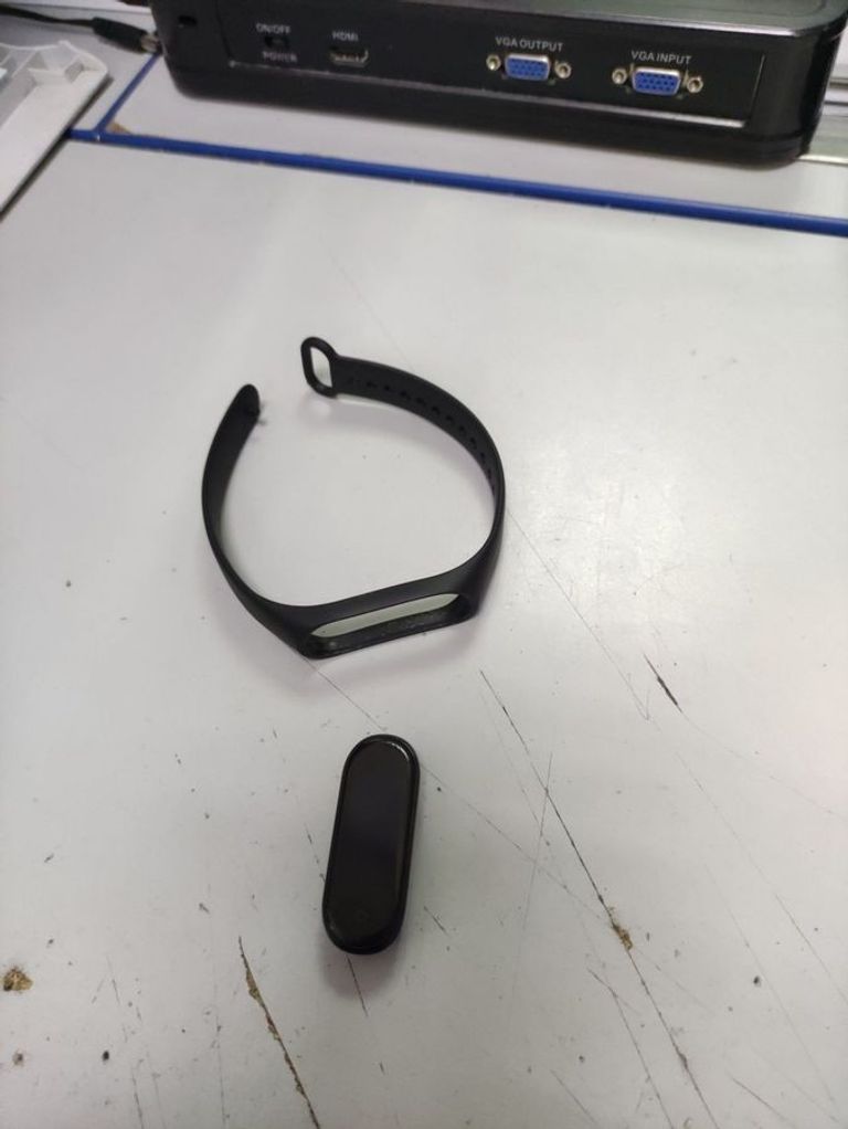 Купить Xiaomi Mi Smart Band 4 Black Б/У