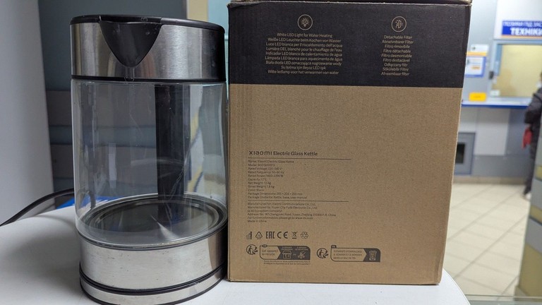 Дешиво Xiaomi electric glass kettle с ломбарда