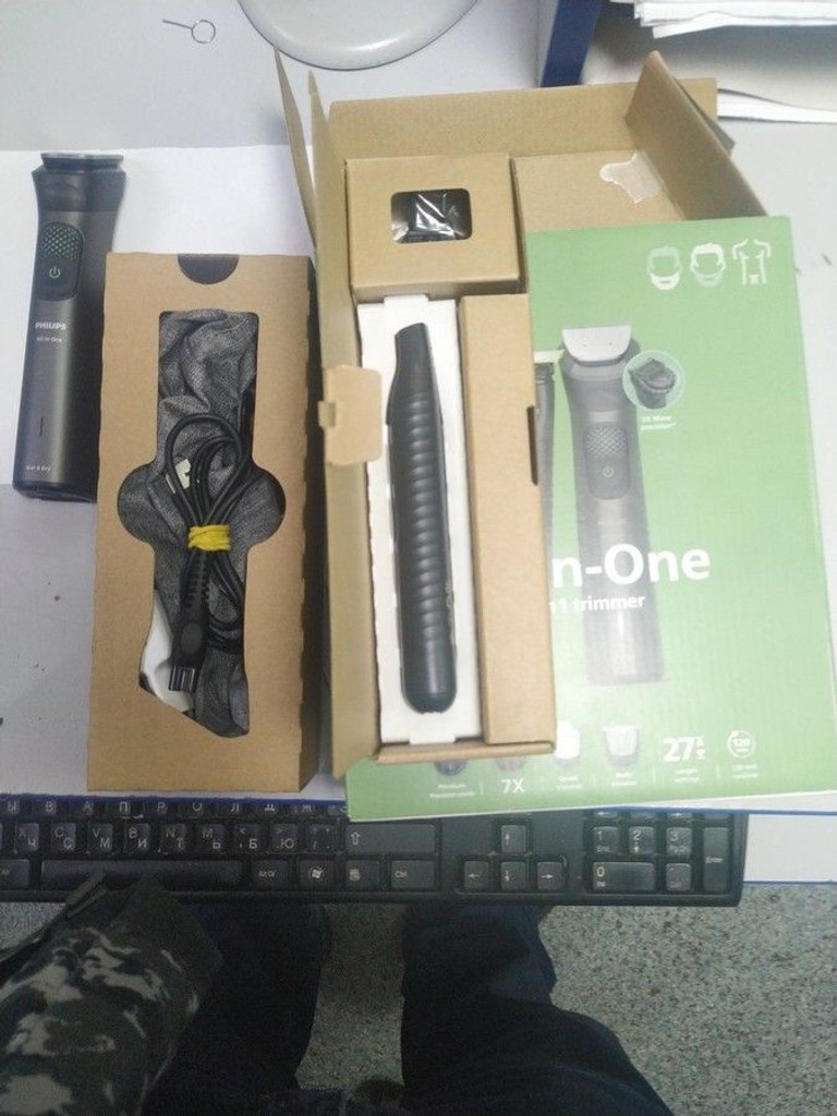 Оголошення Philips Multigroom All-in-One Trimmer Series 9000 15in1 MG9552/15 Б/У
