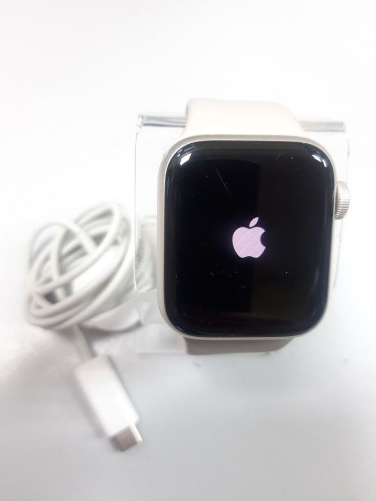 Apple watch se 2 gps 40mm aluminium case Код:01-200946855. Изображение 5
