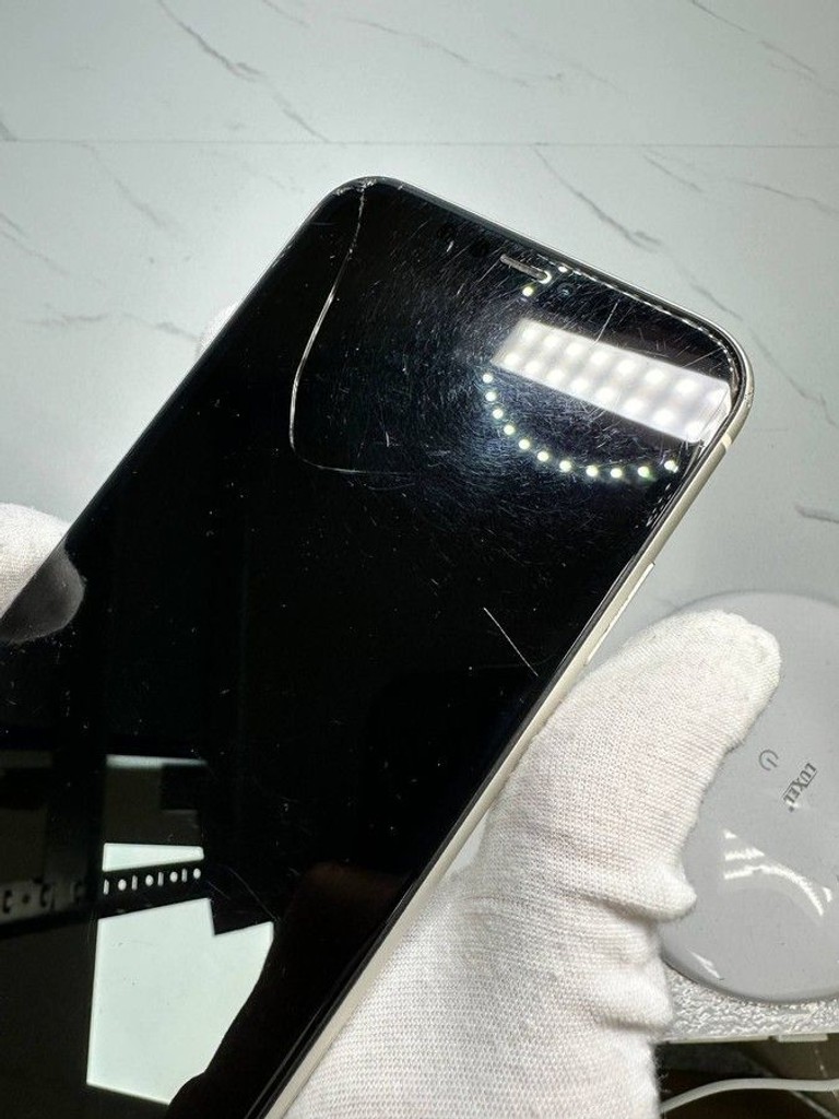 Apple iphone 11 64gb Код:01-200947353. Зображення 9