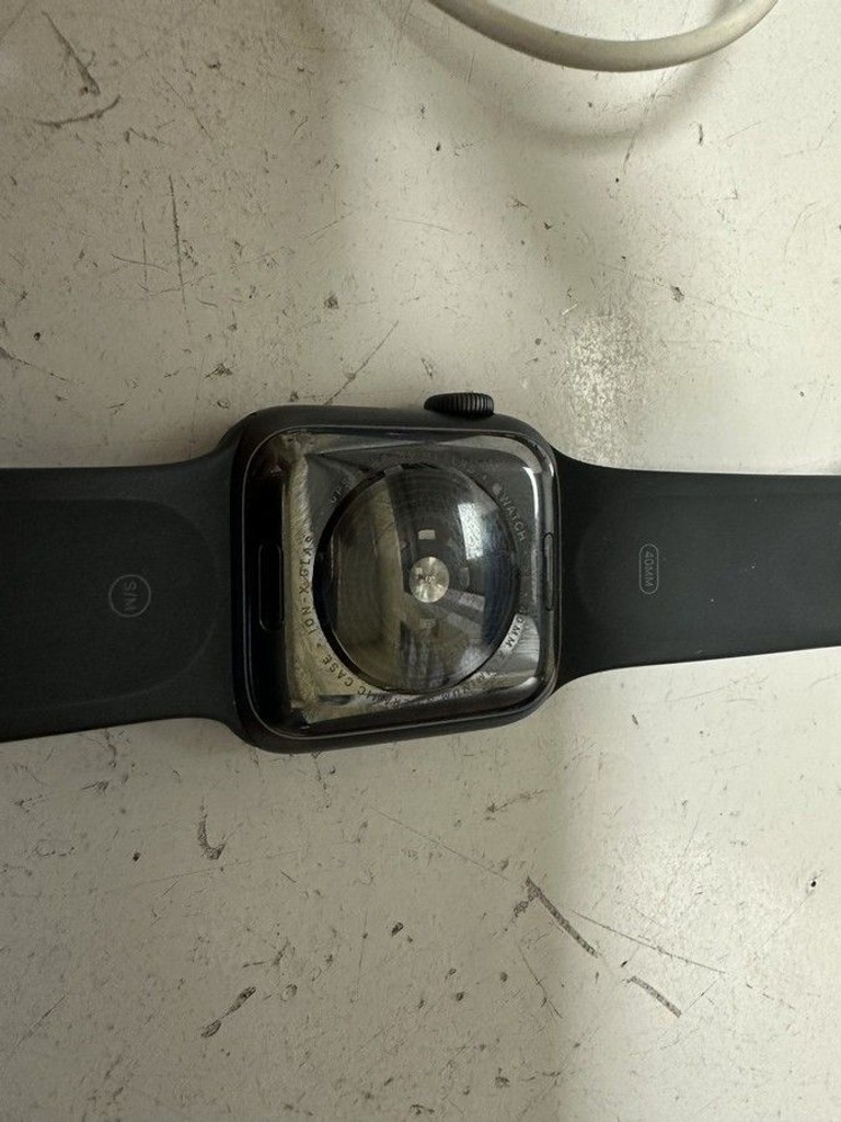 Объявление Apple watch se gps 40mm aluminum case Б/У