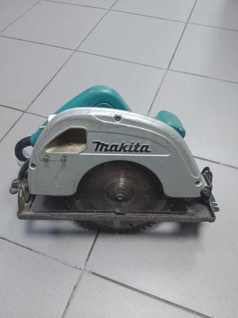 Купити Makita 5704R Б/У