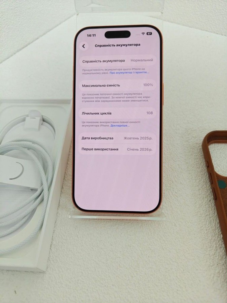 Купити Apple iPhone 17 Pro 256GB Deep Blue (MG8J4) Б/У