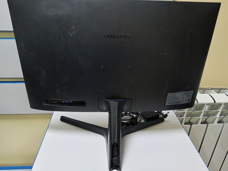 Оголошення Samsung s24r350fhi ls24r350fhixci Б/У