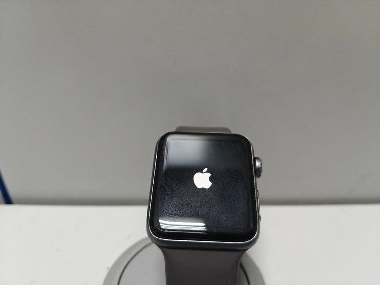 Apple watch series 3 gps 42mm aluminium case a1859 Код:01-200975024. Изображение 7
