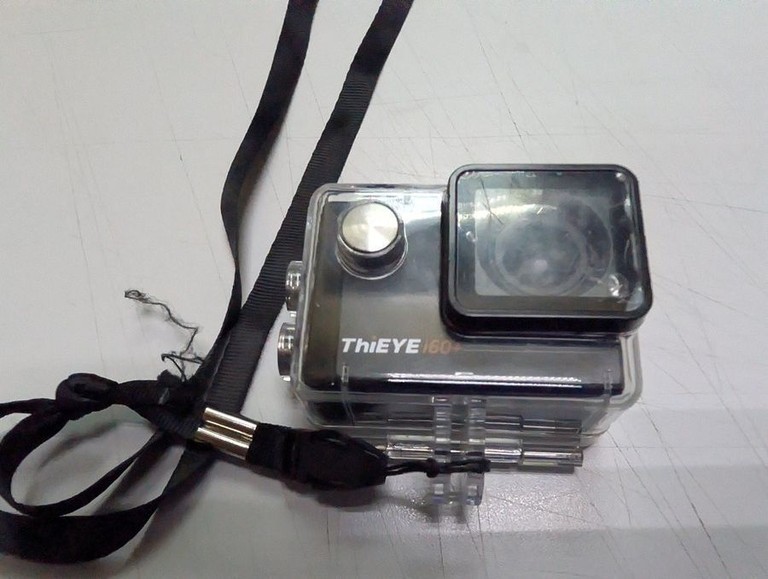 Купить ThiEYE i60 Black Б/У