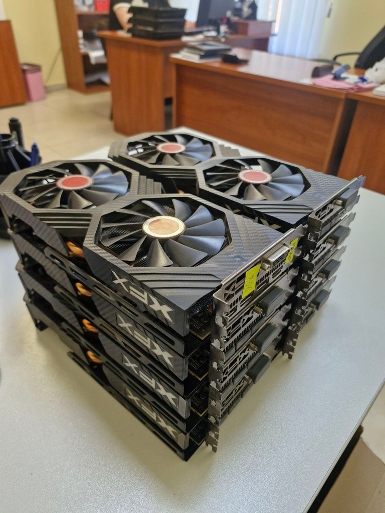 Купити Radeon RX 570/580 Б/У