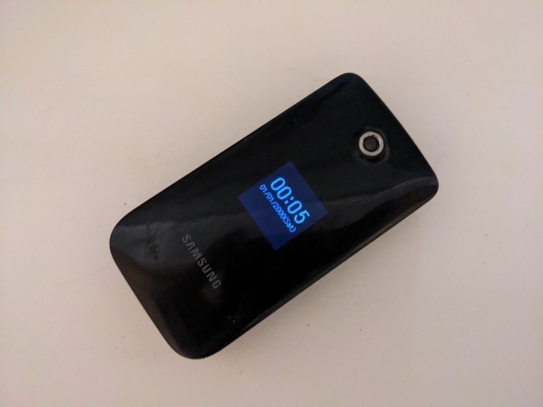 Samsung gt-e2530 Код:null. Зображення 5