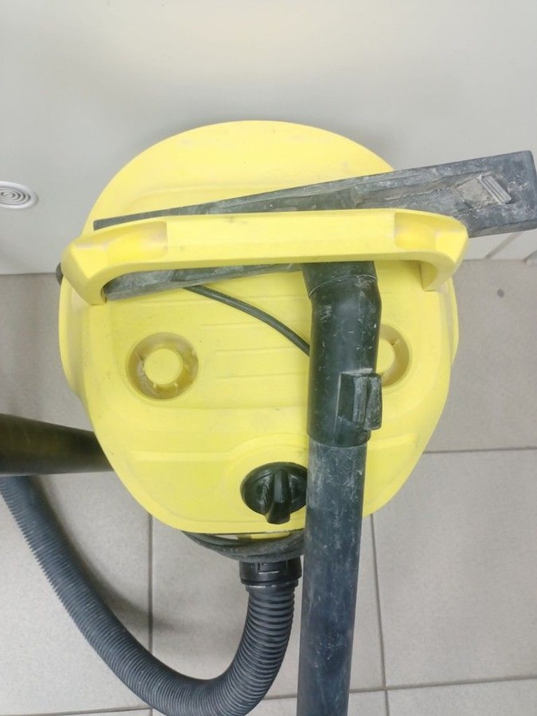Оголошення Karcher wd 2 plus s v-15/4/18 1.628-050.0 Б/У