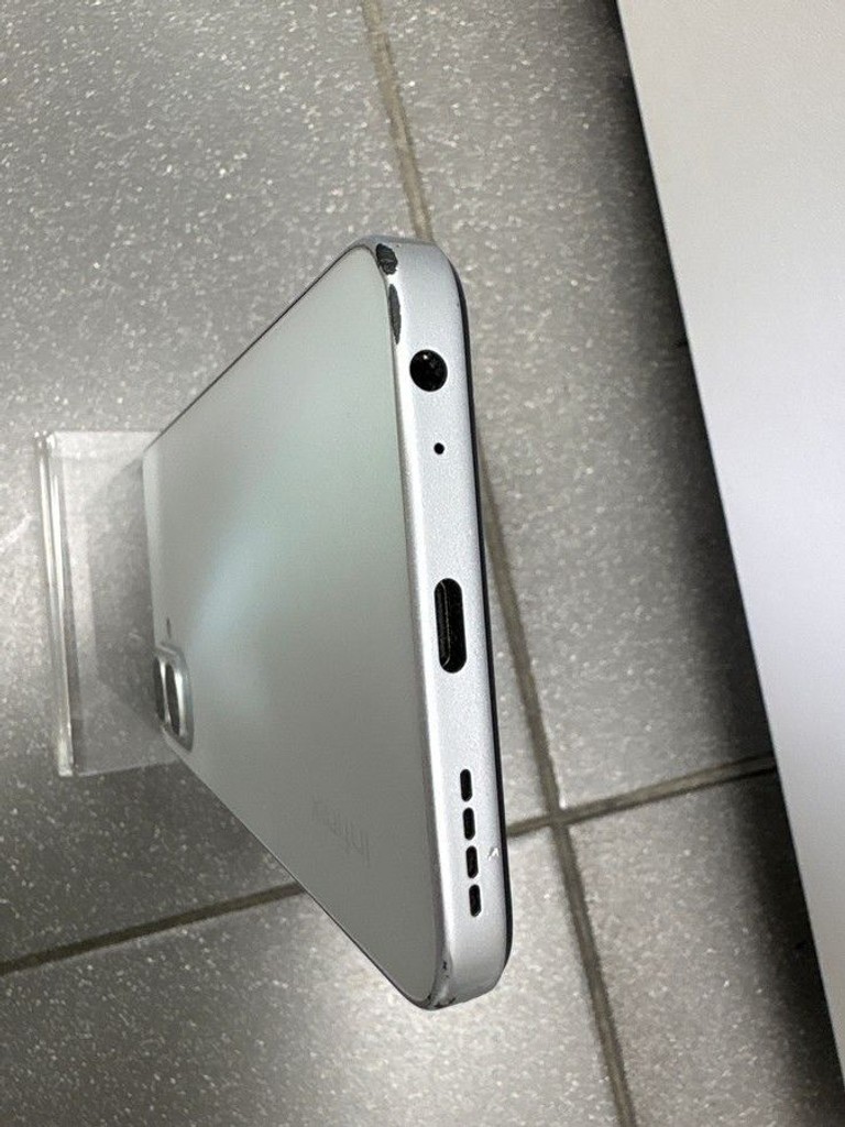 Розпродаж Infinix smart 10 4/128gb, продавець Техноскарб