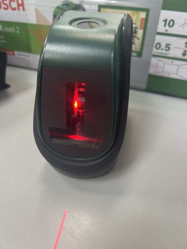 Дешево Bosch universallevel 2 з ломбарду