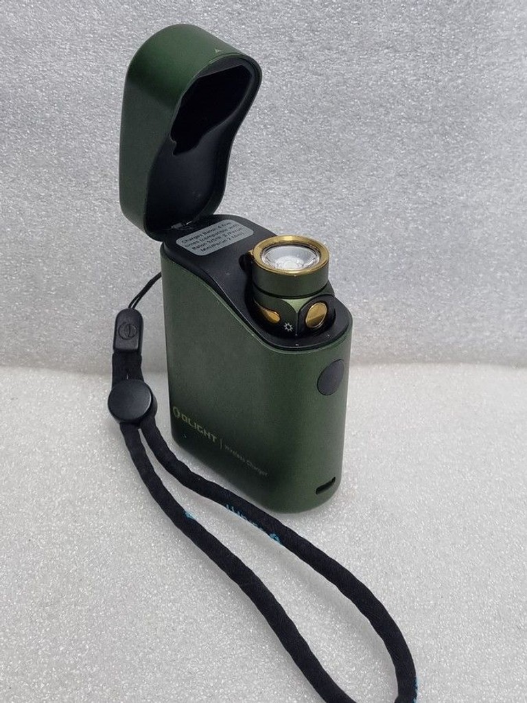 Купити Olight Baton 4 Black Б/У