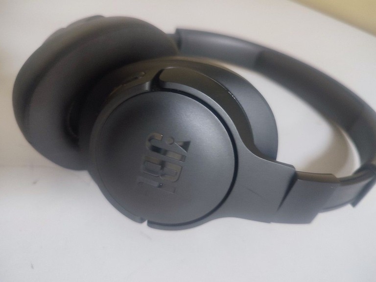 Оголошення Jbl tune 720bt Б/У