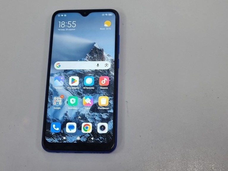 Купити Xiaomi Redmi 8A 2/32GB Black Б/У