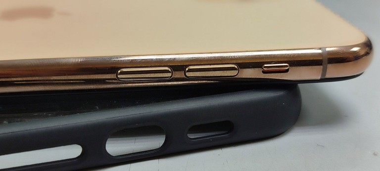 Apple iphone 11 pro max 512gb Код:01-201131760. Изображение 12
