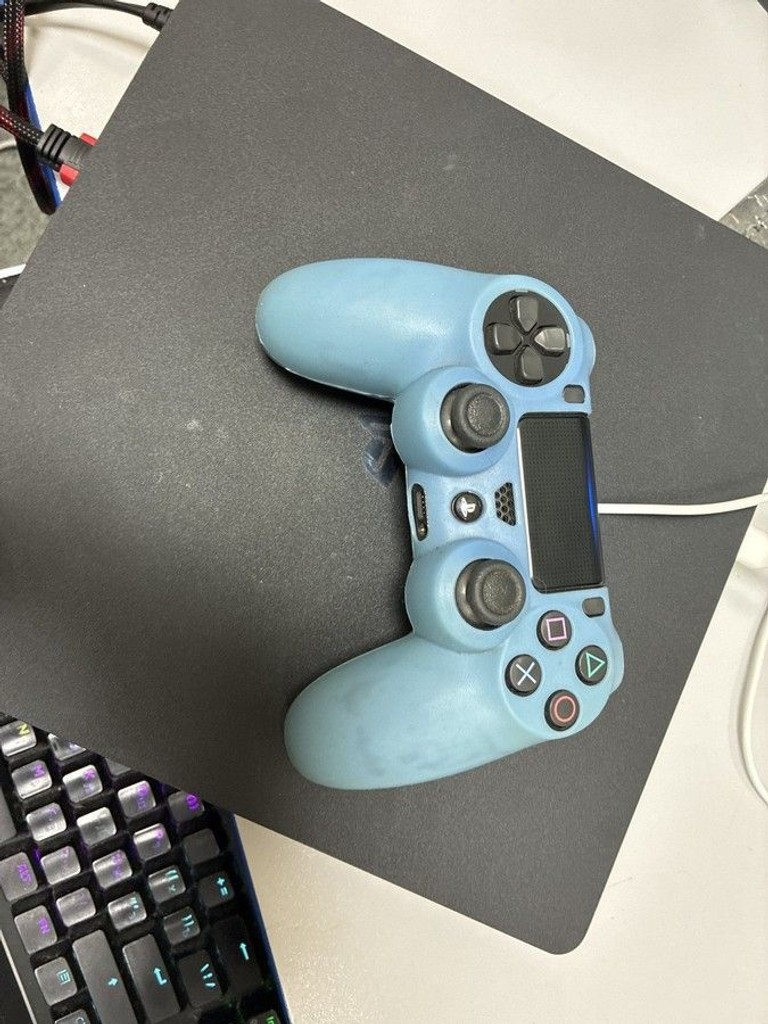 Купити Sony playstation 4 slim 500gb Б/У
