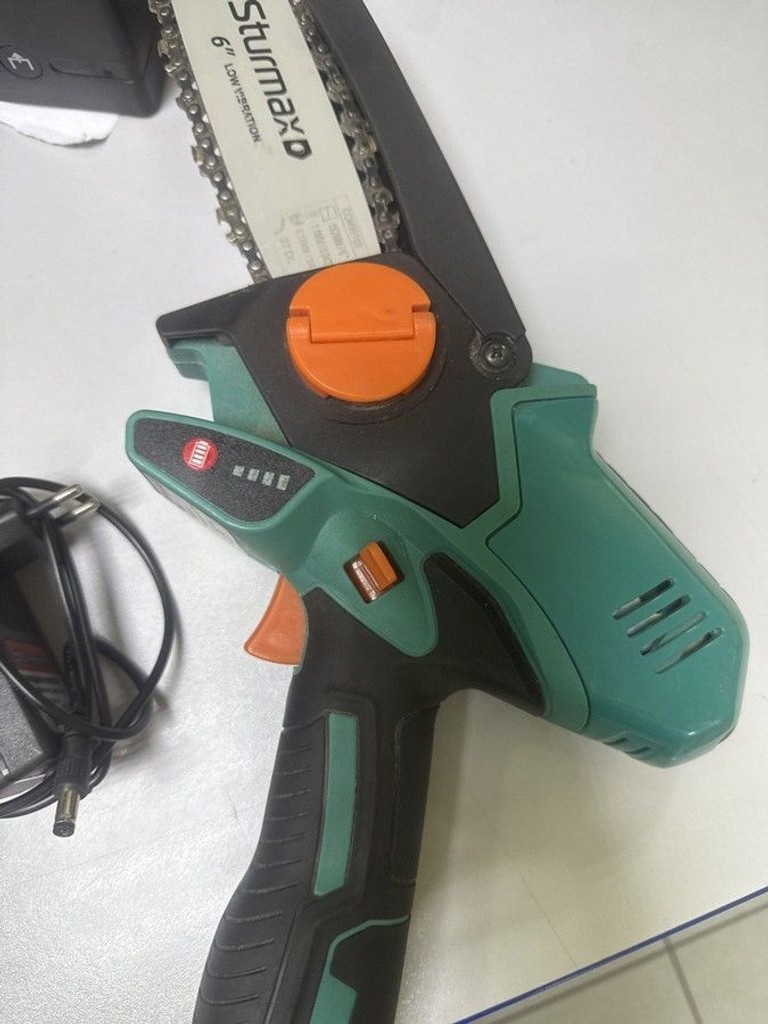 Оголошення Sturmax CCM9916S Б/У