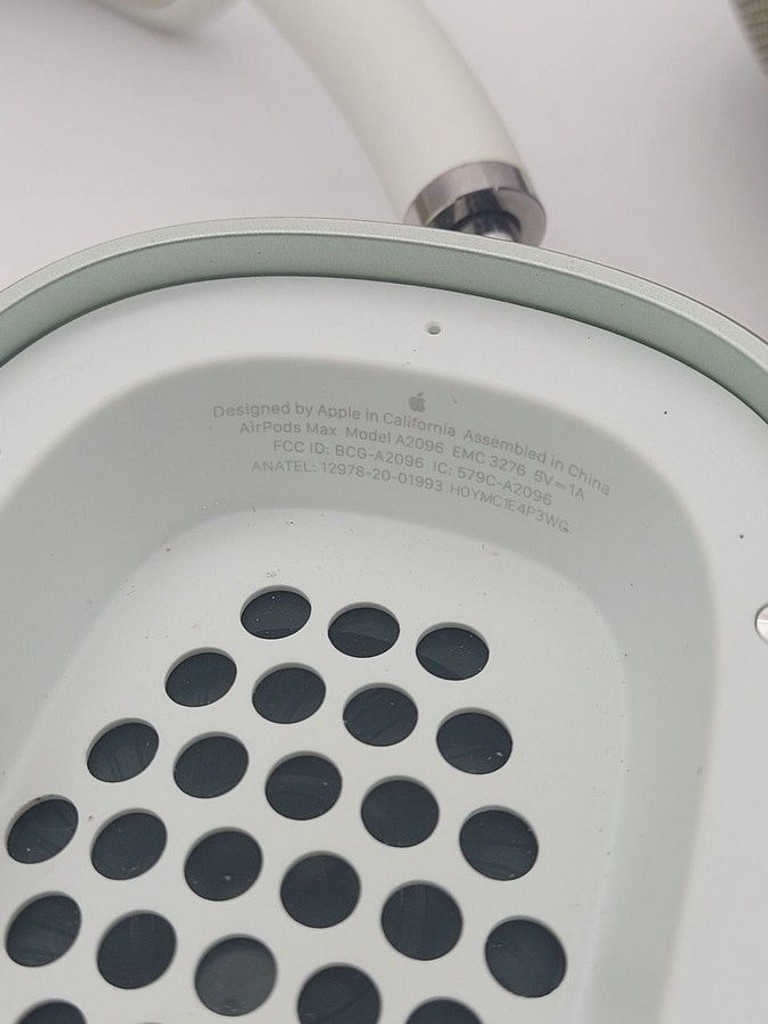 Дешиво Apple airpods max с ломбарда