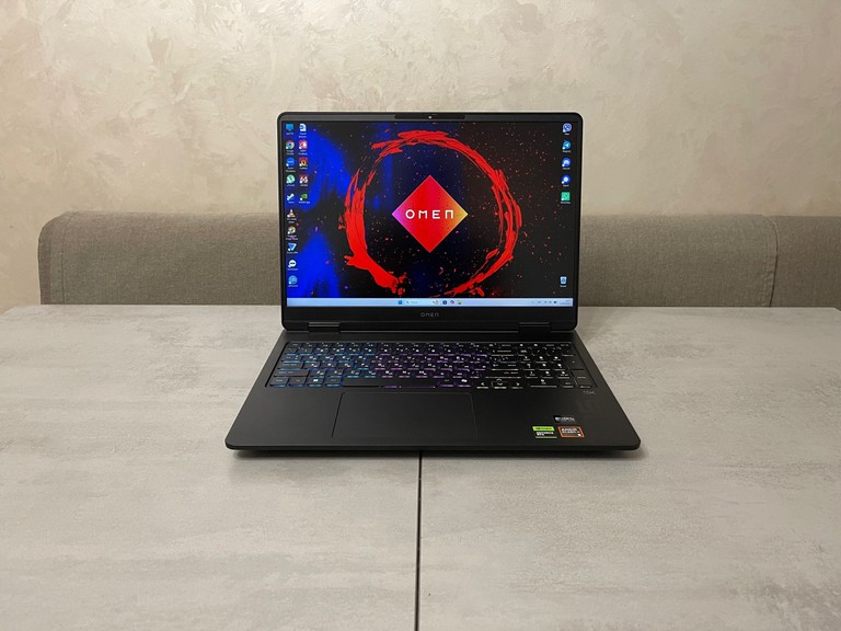 Купити HP OMEN 16-ap0097nr, 16.1" 2.5K QHD+ 240Hz, AMD Ryzen AI 9 365, 32GB DDR5, 1TB SSD, GeForce RTX 5070 8GB GDDR7 Б/У