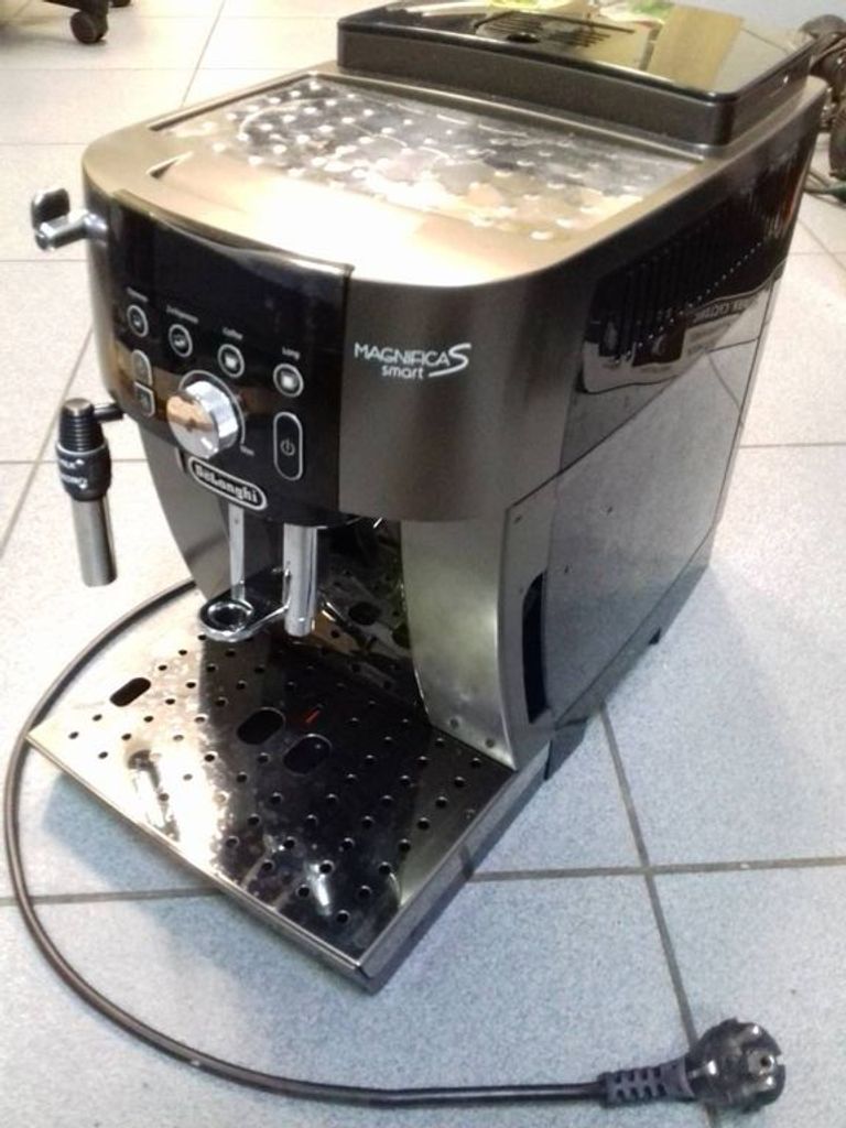 Купити Delonghi ecam250.33.tb Б/У