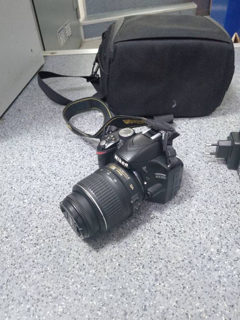 Nikon D3200 body