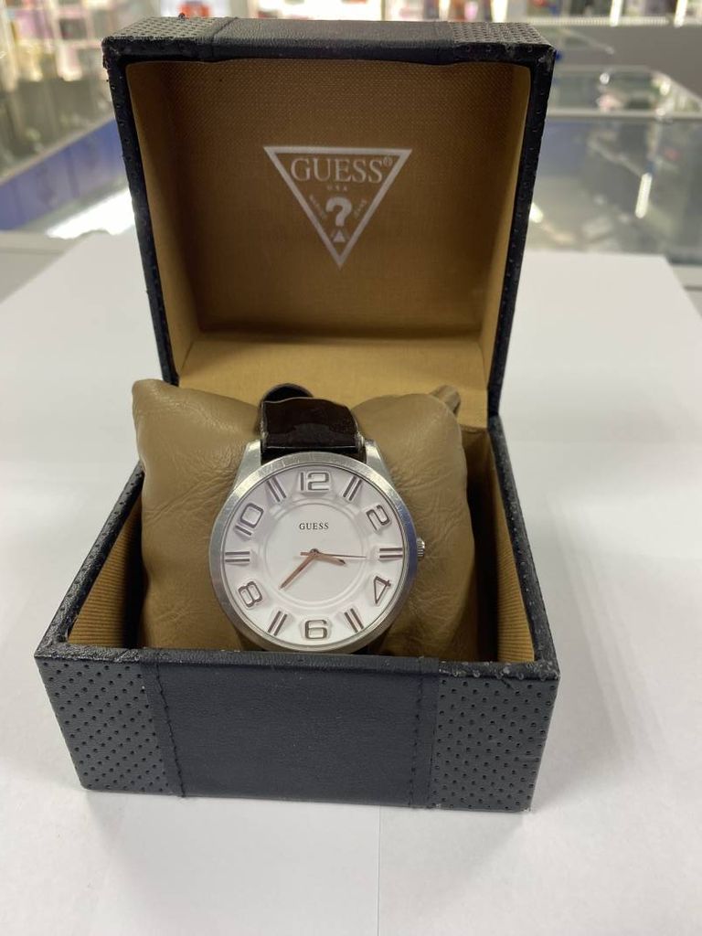 Guess W12624G1