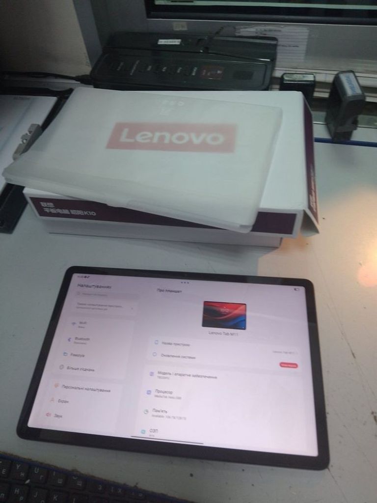 Купити Lenovo tab m11 8/128gb wifi luna + pen Б/У