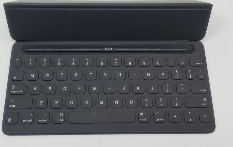 Купити Apple a1829 Б/У