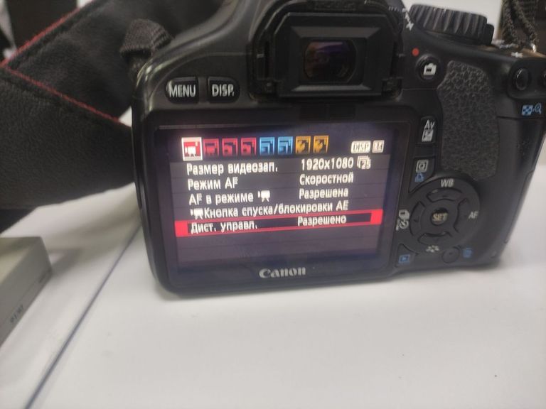 Купити Canon eos 550d body Б/У