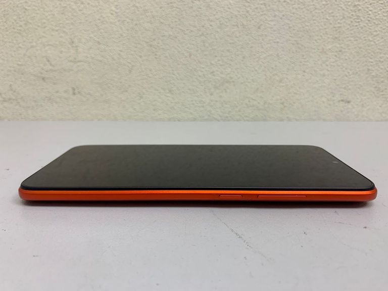 Дешево Xiaomi redmi 9c nfc 2/32gb з ломбарду